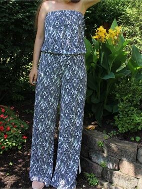 Veronica M Strapless Wide-Leg Jumpsuit in Black & White Geometric
